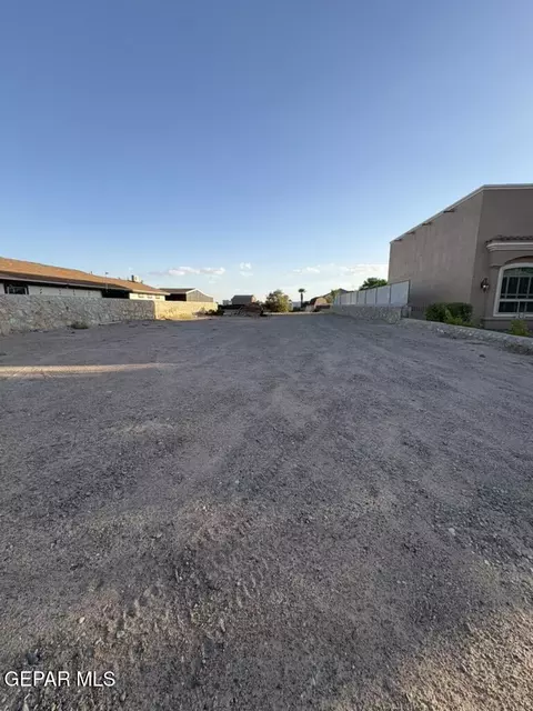 13438 Emerald Bay Way, El Paso, TX 79928