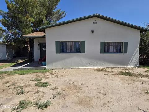 683 Borrego Rd, San Elizario, TX 79849