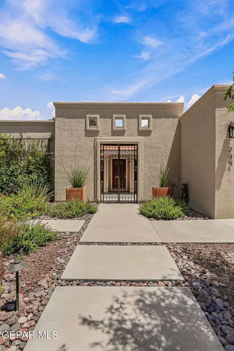 Exterior - 744 El Parque Dr, El Paso, TX 79912 photo 4 of 20