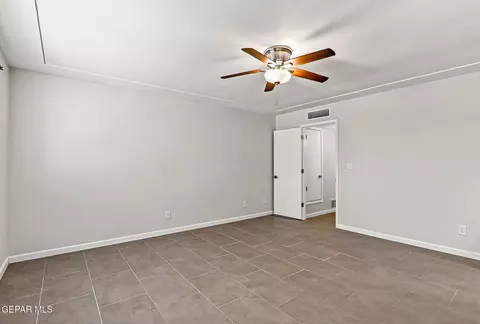 Bedroom - 744 El Parque Dr, El Paso, TX 79912 photo 7 of 7