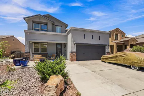 7839 Enchanted Path Dr, El Paso, TX 79911