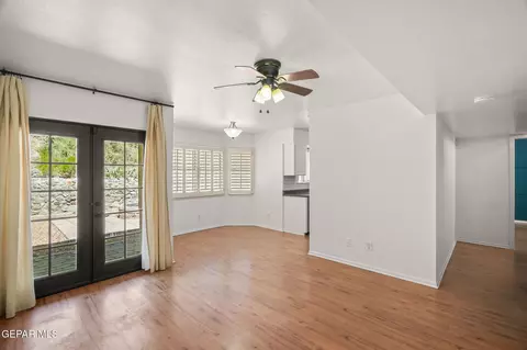 Living - 773 Villa Vanessa Dr, El Paso, TX 79912 photo 5 of 7
