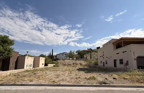 5849 Sundale Rd, El Paso, TX 79912