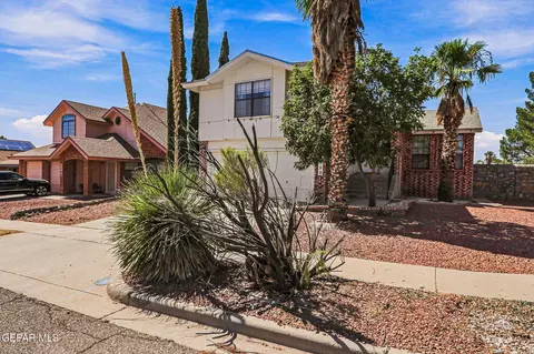 4700 Loma De Plata Dr, El Paso, TX 79934