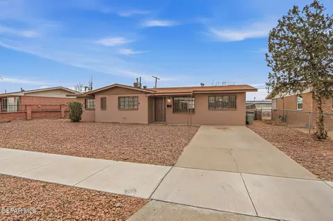 5708 Lexington Dr, El Paso, TX 79924