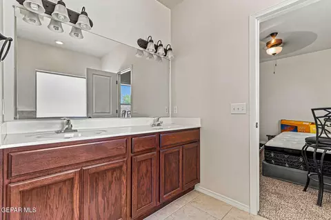 5914 Bocote Wood St, Santa Teresa, NM 88008