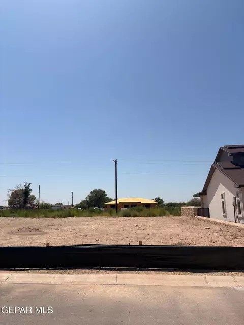 5949 Ruidoso Downs St, El Paso, TX 79932