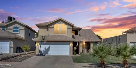 717 Teichelkamp Dr, Horizon City, TX 79928