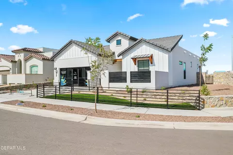 629 Basketflower Dr, Horizon City, TX 79928