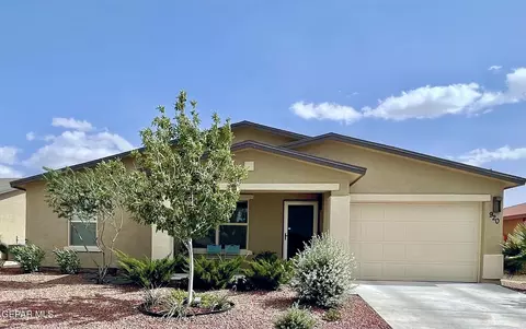920 Talavera Dr, Horizon City, TX 79928