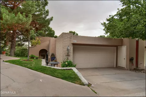 5817 Mira Serena Dr, El Paso, TX 79912