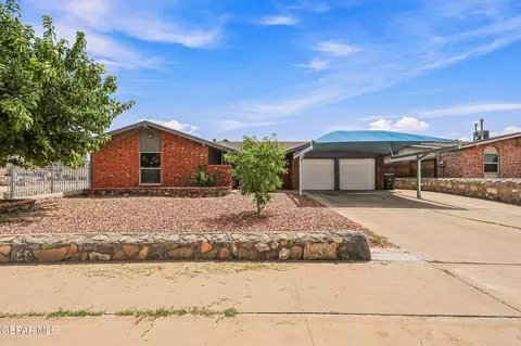 10301 Darin Rd, El Paso, TX 79925