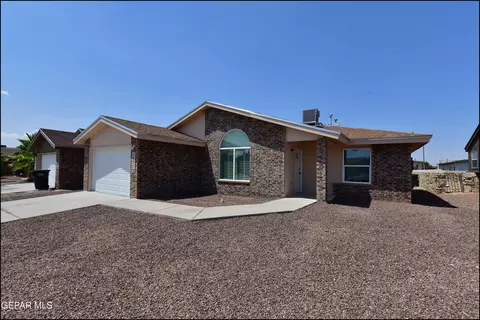 14513 Desierto Bello Ave, Horizon City, TX 79928