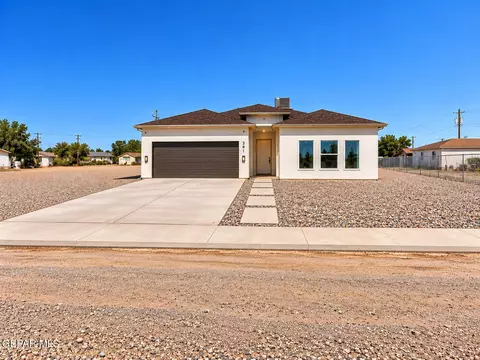 391 Flor Bonita Ave, Socorro, TX 79927
