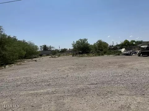 1412 Las Pompas Rd, San Elizario, TX 79849