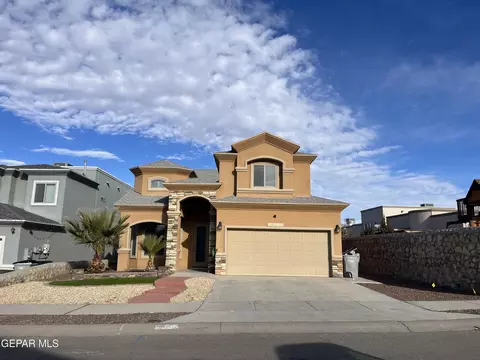 7805 Enchanted Trail Dr, El Paso, TX 79911