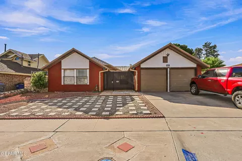 1420 Gene Torres Dr, El Paso, TX 79936