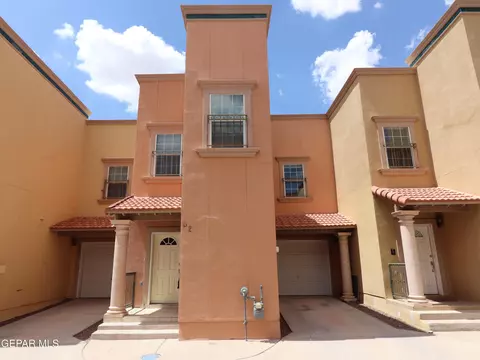 3150 N Yarbrough Dr #B2, El Paso, TX 79935