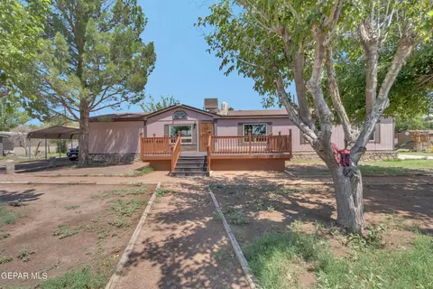 413 Arvana Ct, Socorro, TX 79927