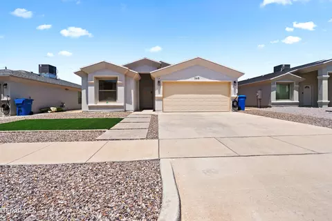 365 Plateau Dr, Socorro, TX 79927