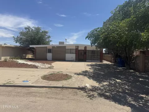 5228 Blue Ridge Dr, El Paso, TX 79904