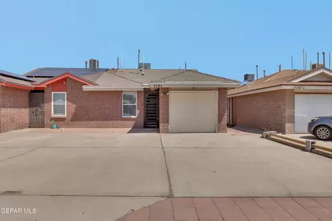 5783 Sean Haggerty Dr #B, El Paso, TX 79924