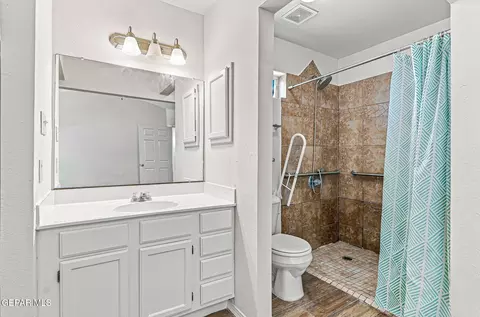 Bath - 3229 Perla Point Dr, El Paso, TX 79938 photo 1 of 4
