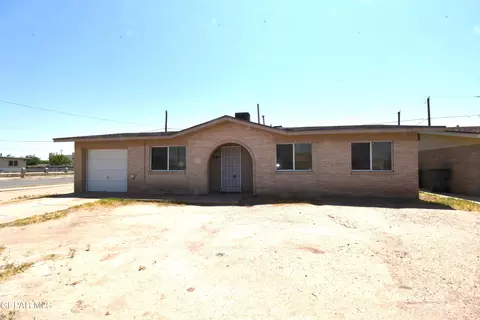 8901 Mellon Dr, El Paso, TX 79907