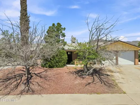 300 Vista Bonita St, El Paso, TX 79912