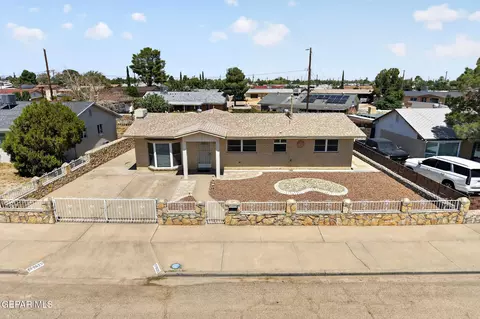 9625 Selkirk Dr, El Paso, TX 79925