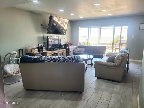 3024 Tyler Ave, El Paso, TX 79930