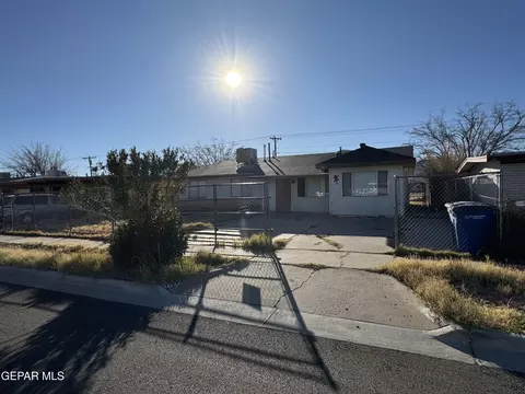 10463 Kendall St, El Paso, TX 79924