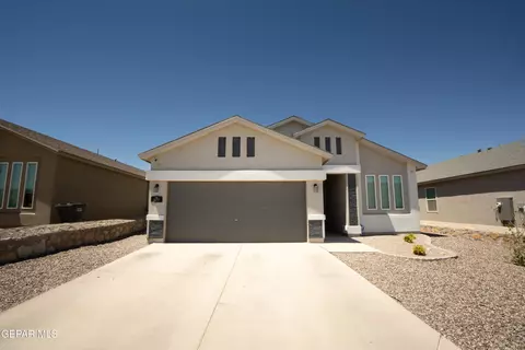 1677 Asbury St, El Paso, TX 79928