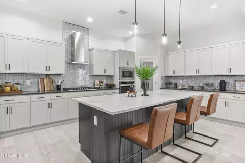 Kitchen - 3876 Bubble Pl, El Paso, TX 79938 photo 5 of 6