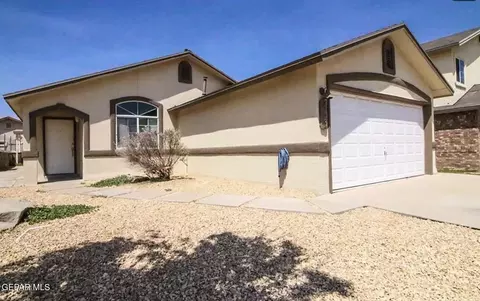 453 Valle Del Mar Dr, Socorro, TX 79927