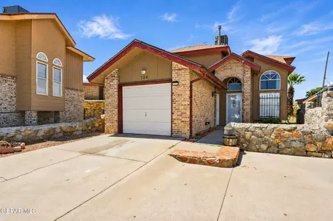 704 Medina St, El Paso, TX 79905