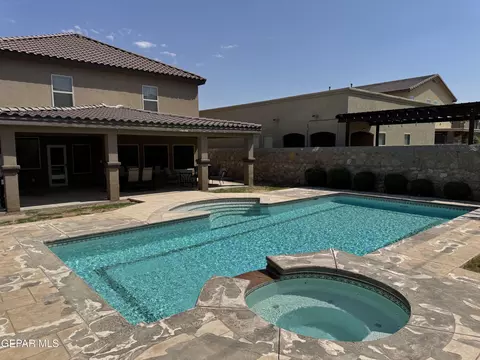 12380 Joe Gomez, El Paso, TX 79928