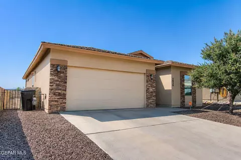 5858 Laurensito St, Santa Teresa, NM 88008