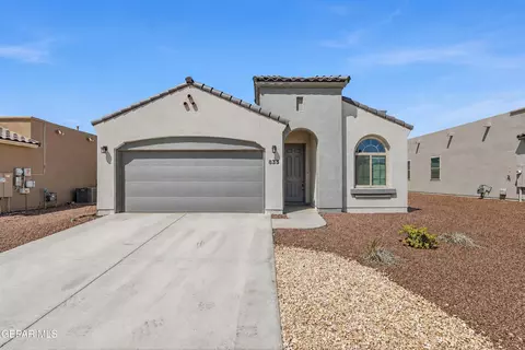 833 Paseo Dulce Ave, El Paso, TX 79928
