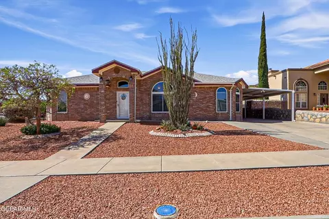 4290 Loma Azteca Ct, El Paso, TX 79934