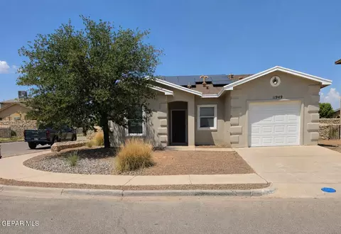 11949 Jim Webb Dr, El Paso, TX 79934