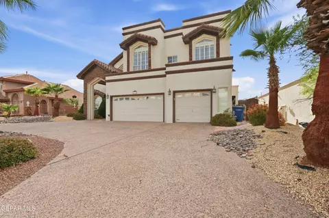 1329 Whirlaway Dr, El Paso, TX 79936