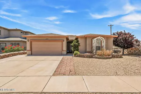 5800 Redstone Mesa Ct, El Paso, TX 79934