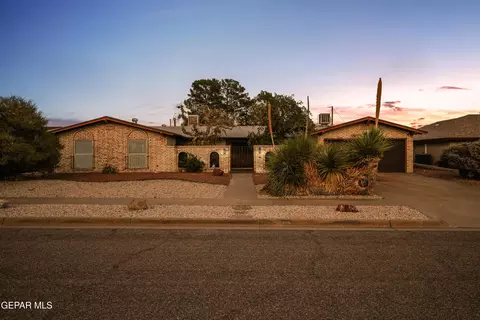 9002 Rancich St, El Paso, TX 79904