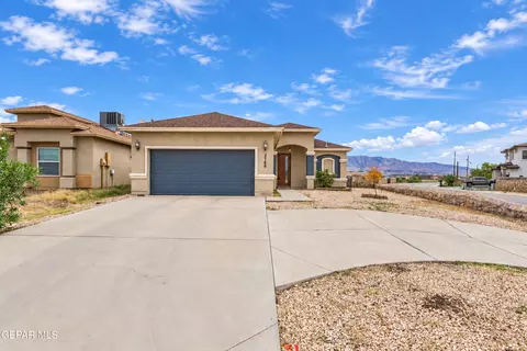 2768 San Gabriel Dr, Sunland Park, NM 88063