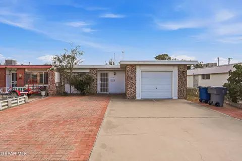 10648 Cardigan Dr, El Paso, TX 79935