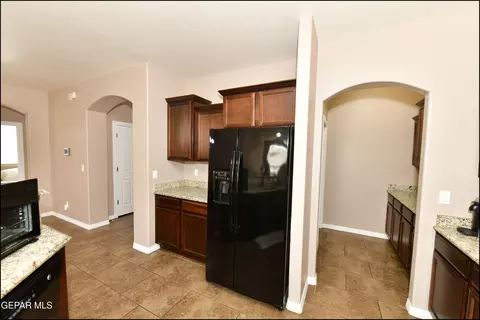Entry Way - 11368 E Ranch Ct, El Paso, TX 79934 photo 7 of 7