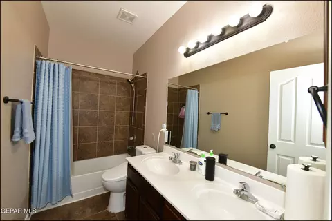 Bath - 11368 E Ranch Ct, El Paso, TX 79934 photo 8 of 8