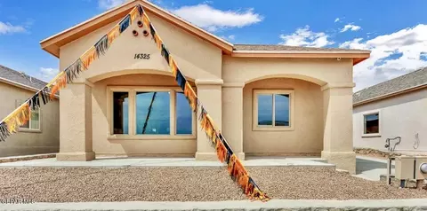 14325 Tobe Davis Dr, Horizon City, TX 79928