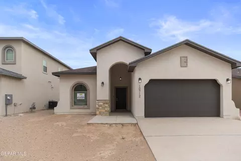 6017 Spring Dr, Santa Teresa, NM 88008